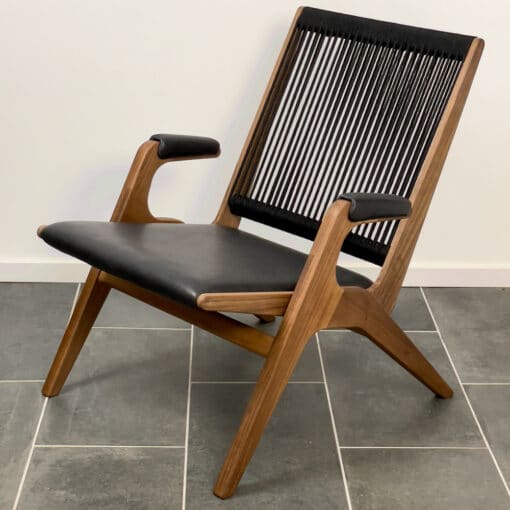 F-Chair-Walnut_Black_1000x1000_IMG_1056-Edit